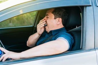 8 Tips on How to Stay Awake While Driving