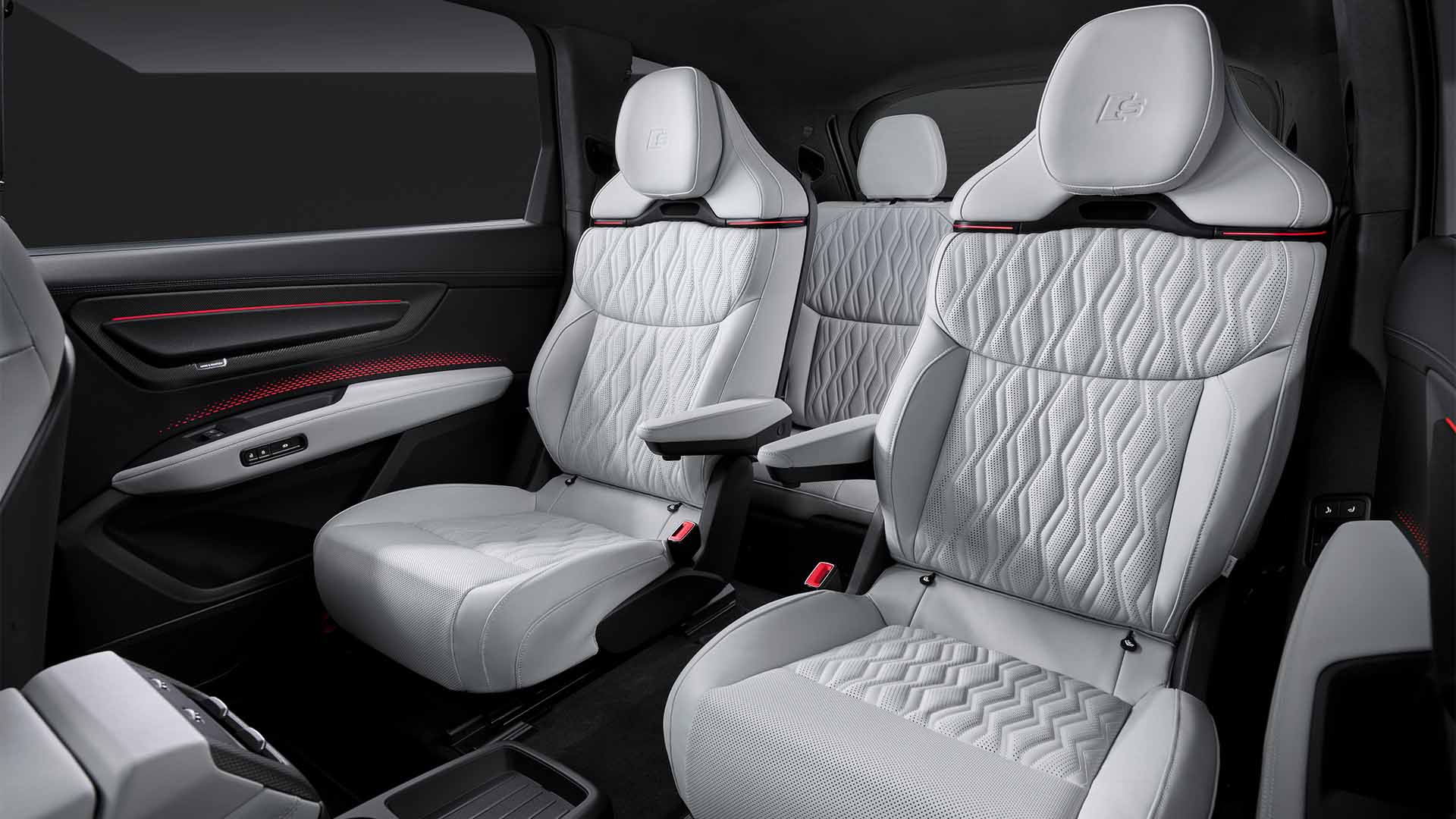 Six-Seat and Seven-Seat Configurations