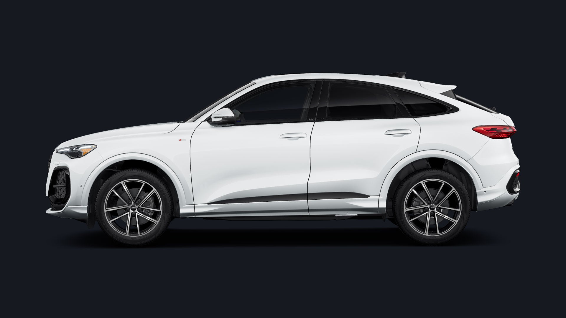 Side-view of the Audi Q5 Sportback.