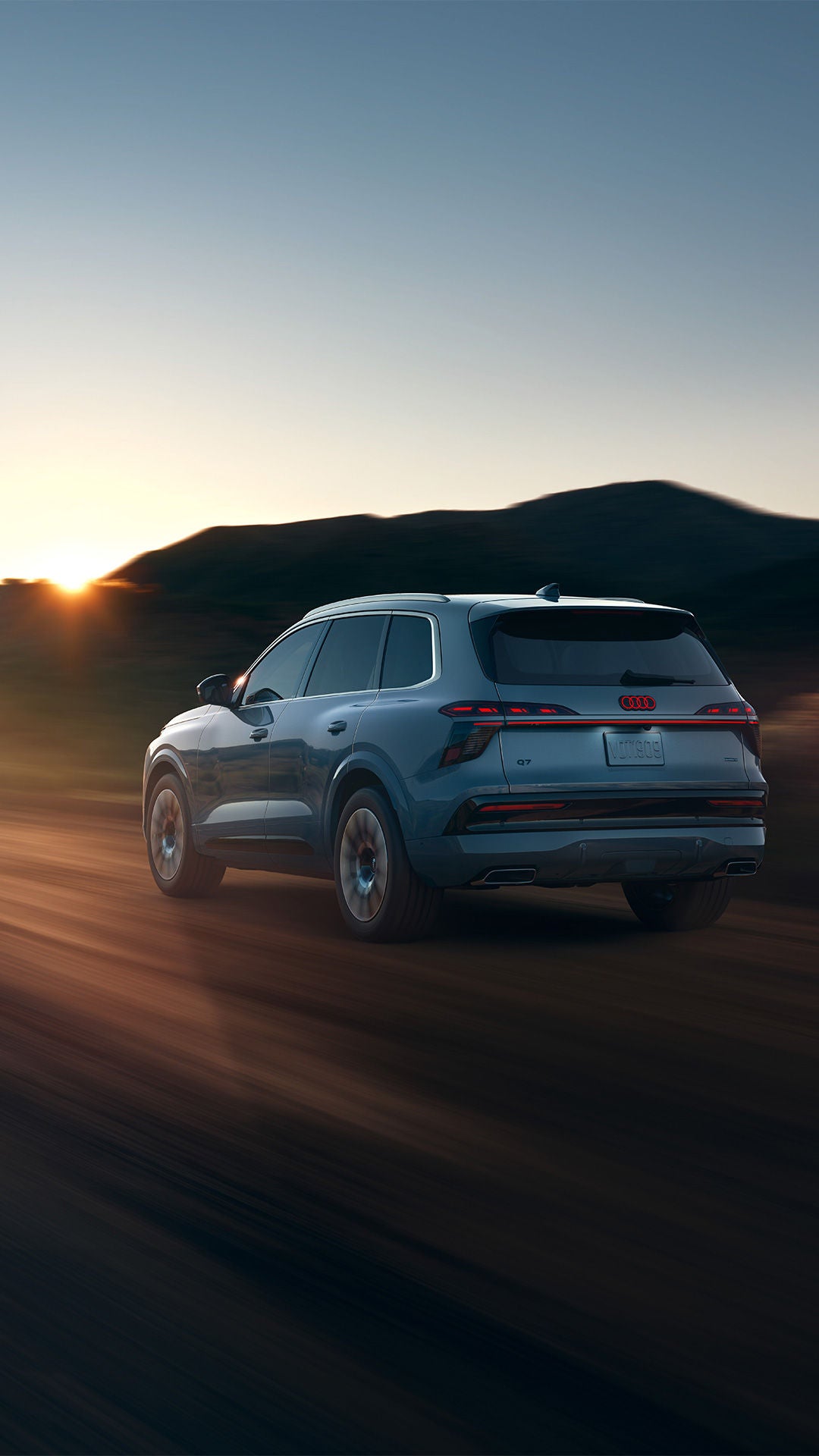 Three-quarter rear view of a 2027 Audi Q7.