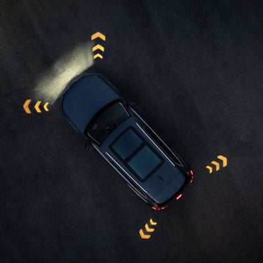 Overhead view of the 2027 Audi Q7 with sensor coverage visualization