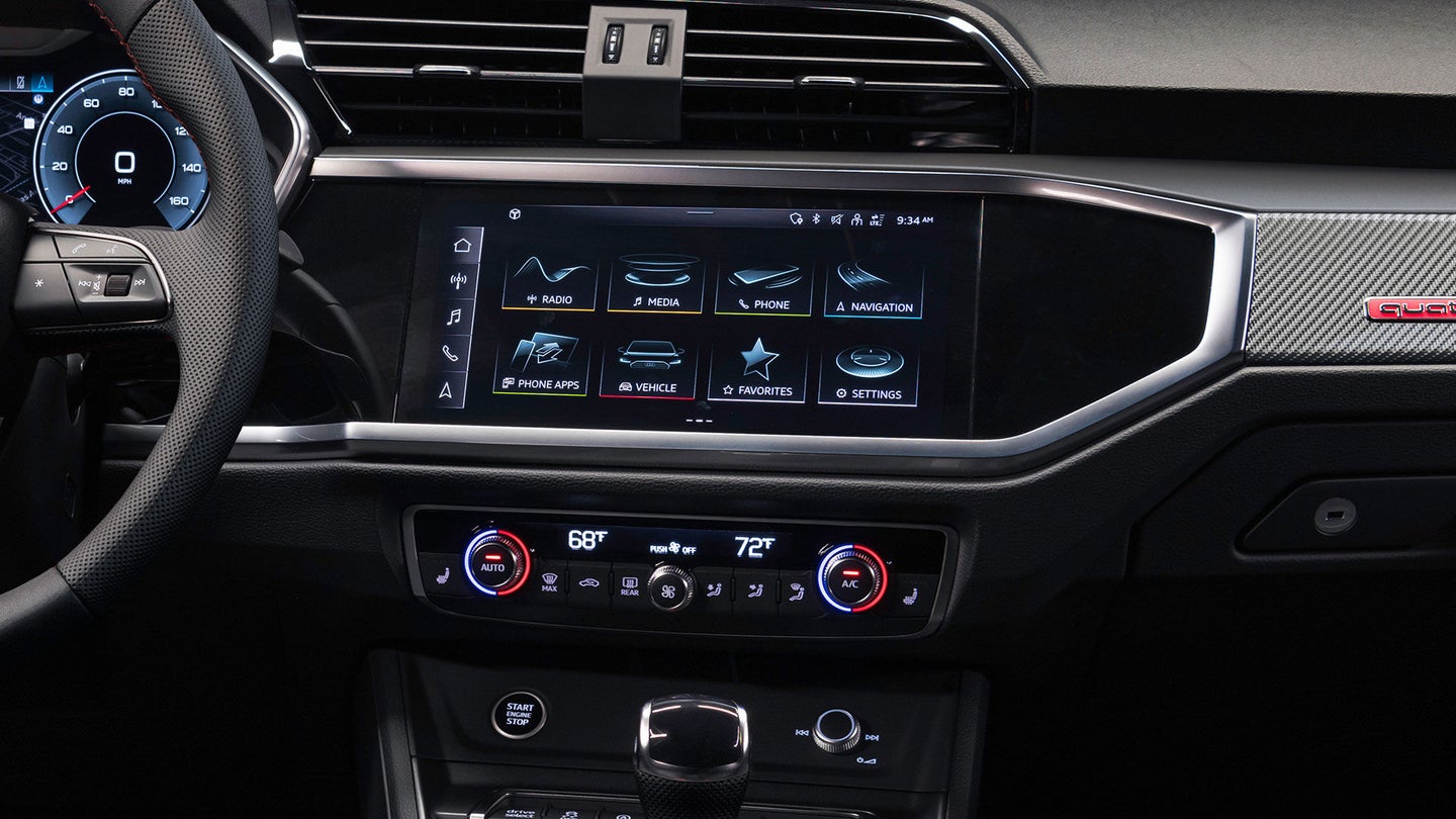 Audi Q3 Technology Display