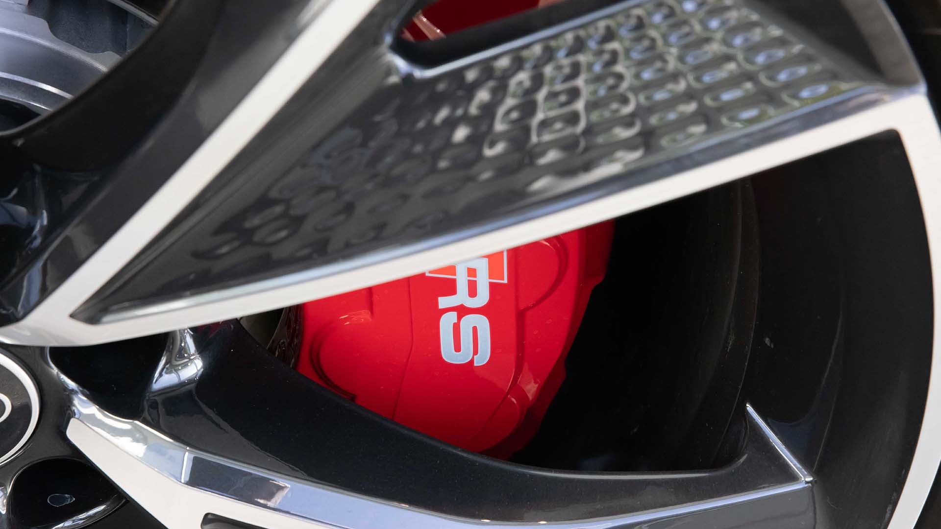 Up close view of an audi custom breakpad.