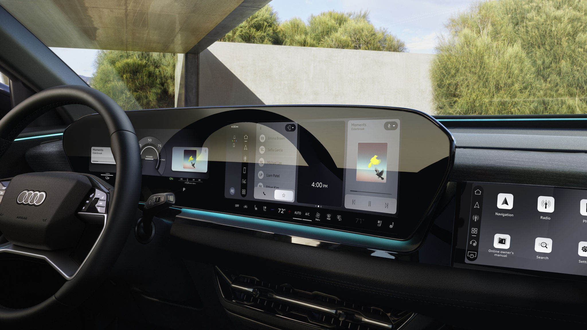 Q6 e-tron technology on the dashboard showing apps.