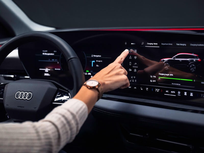2025 Audi Q6 e-tron interior technology