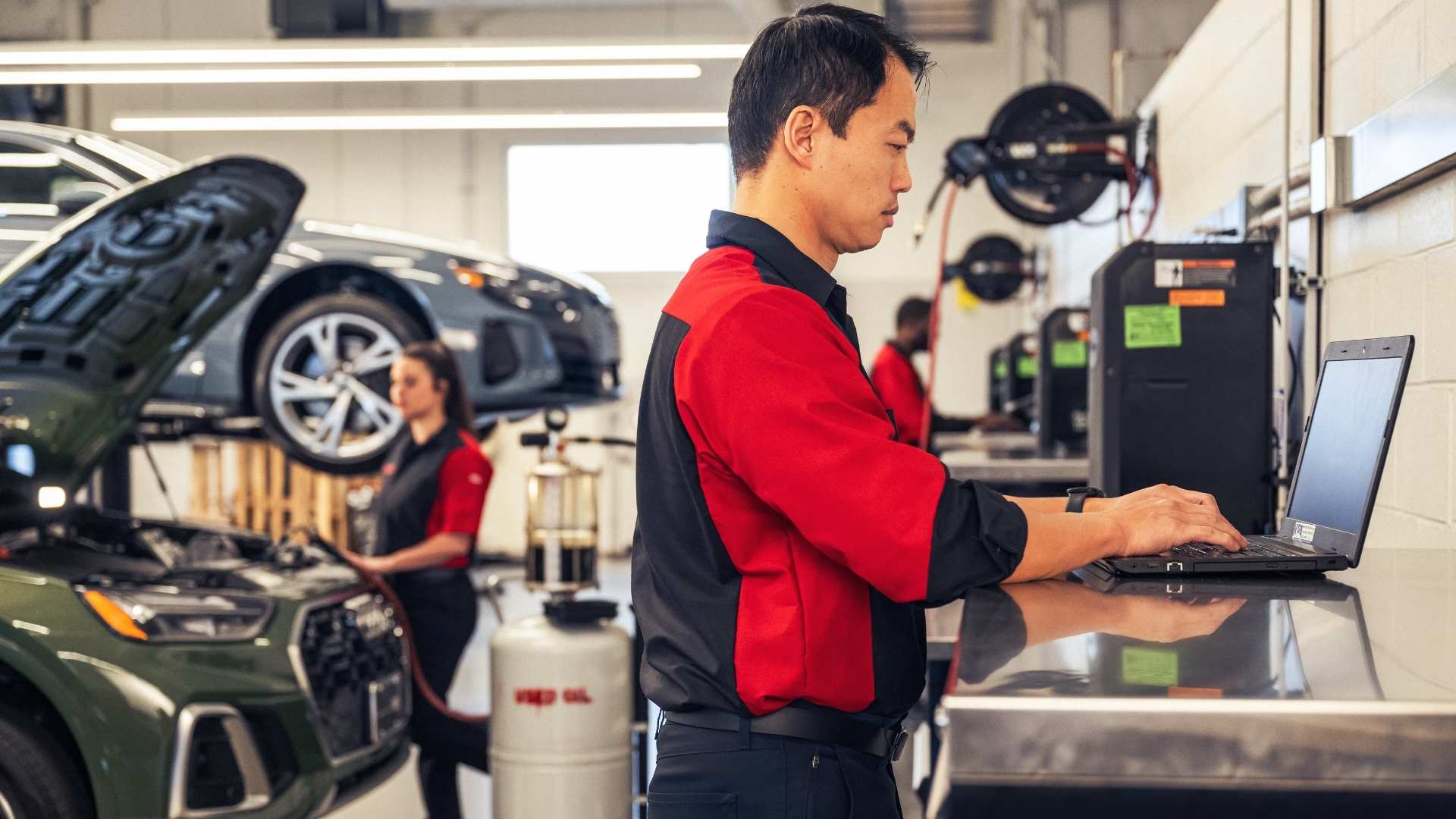 Factory-Trained Certified Audi Technicians