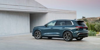 q7 side view