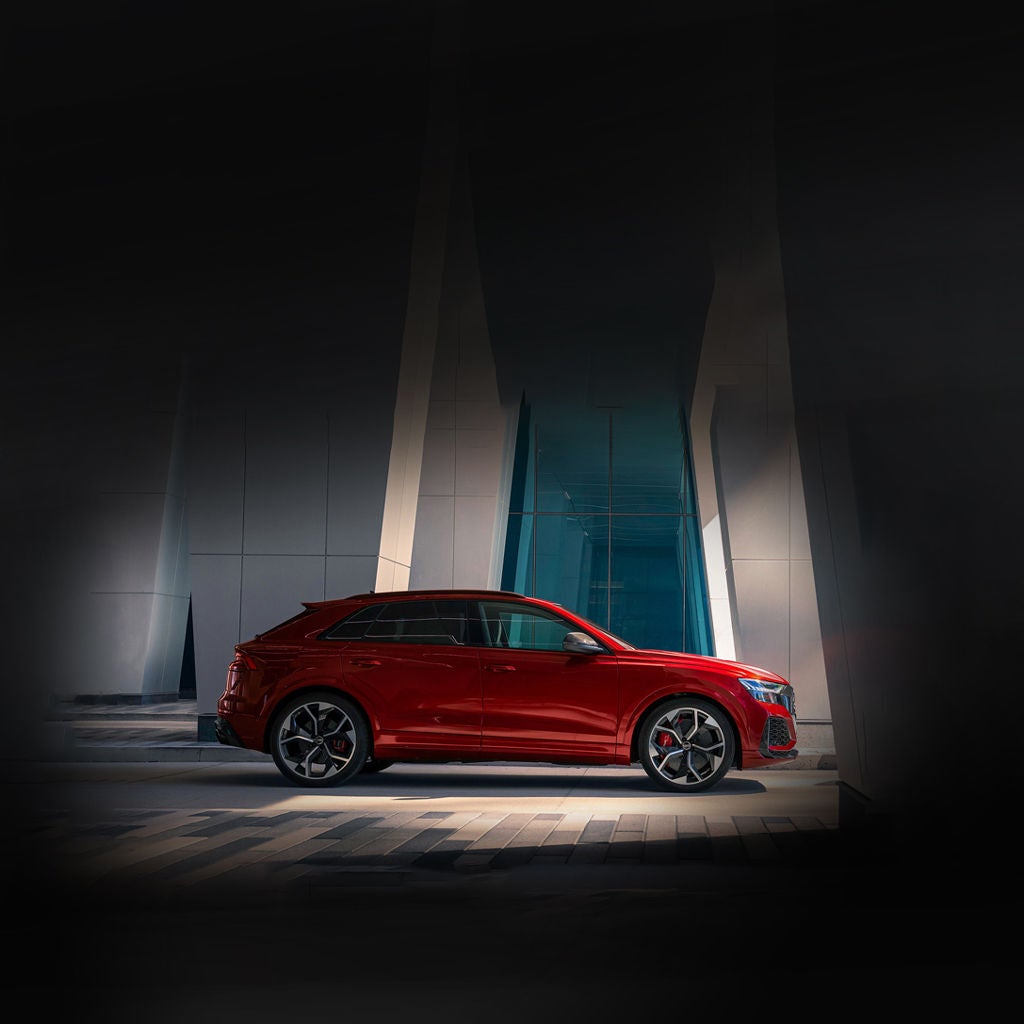 Profil latéral de l'Audi RS Q8.