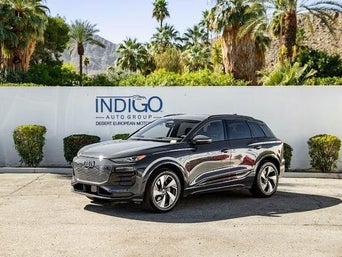 Pre-Owned 2025 Audi Q6 e-tronfront facing