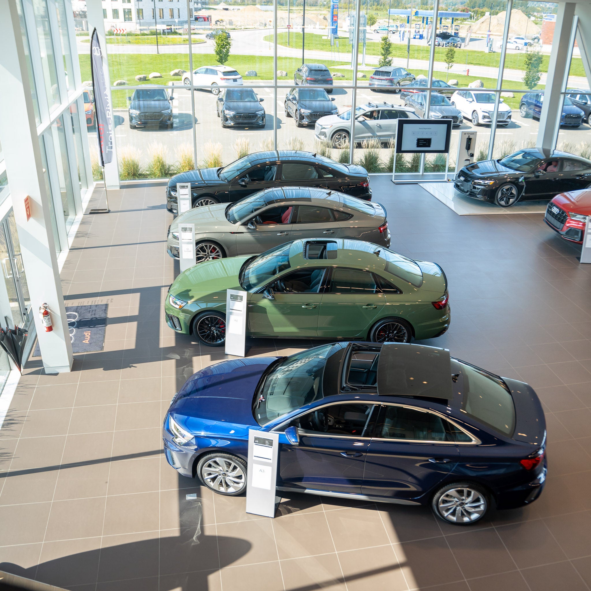 Concessionnaire Audi.