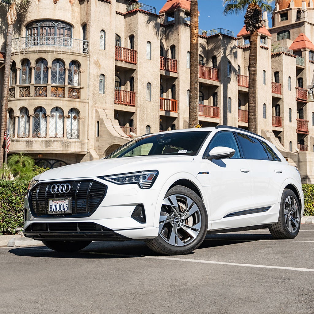 Used inventory photo in downtown Riverside.