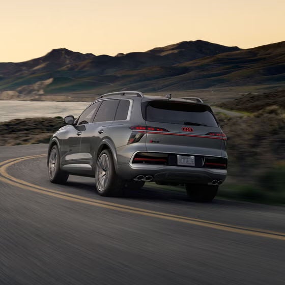 2027 audi sq9 rear exterior view