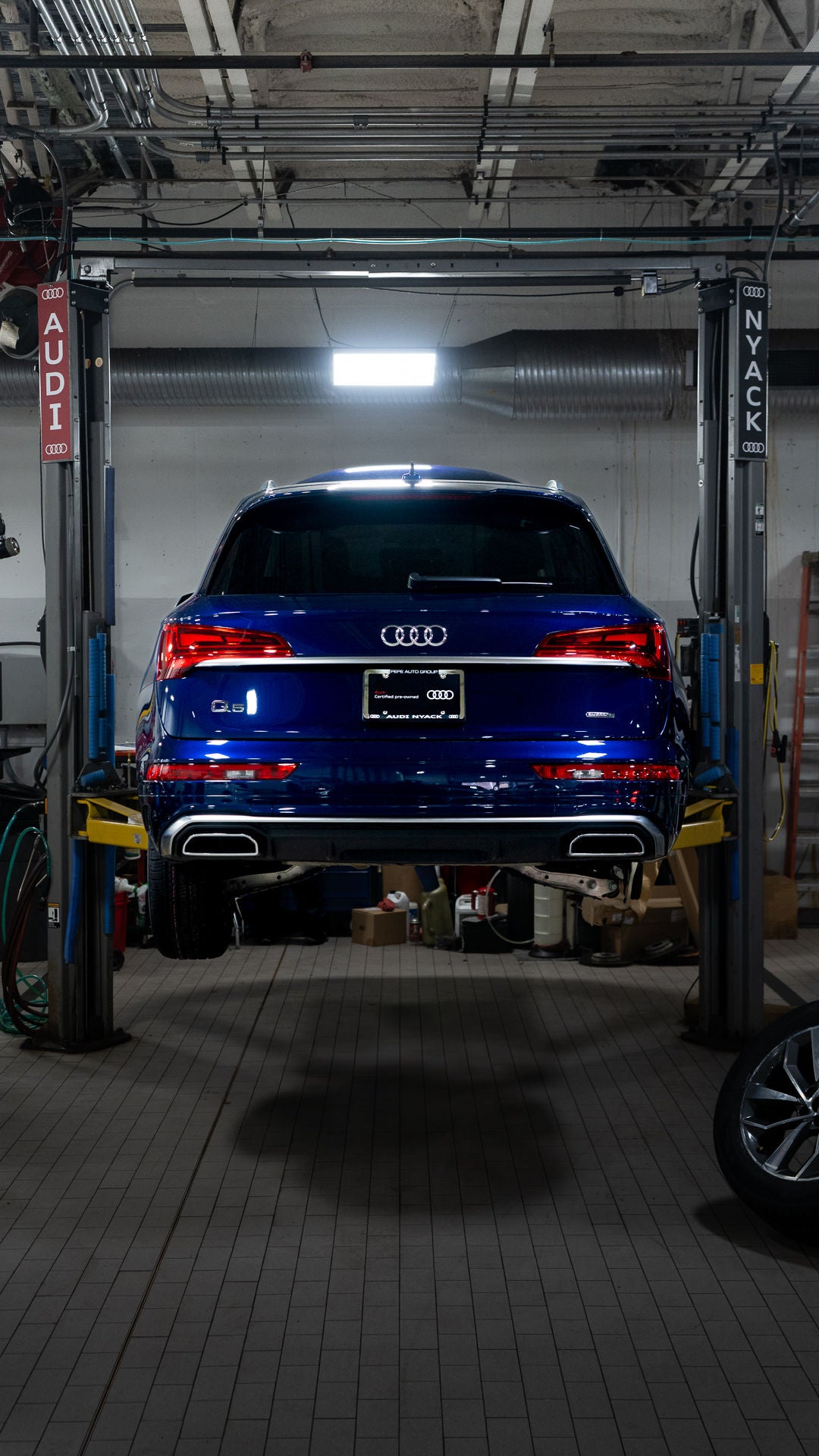 Profile view of Audi Nyack's service center. 