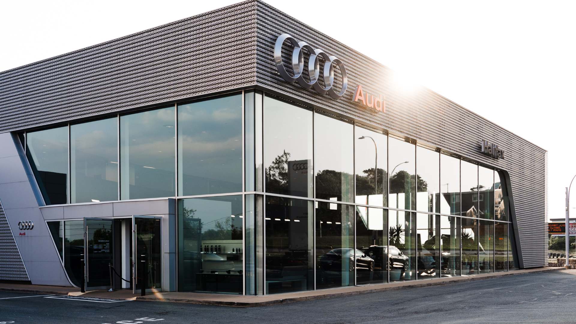 Audi Halifax - 6077 Columbus St, Halifax, NS B3K 0E9