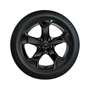5-arm serra design, black, for the Audi Q3.