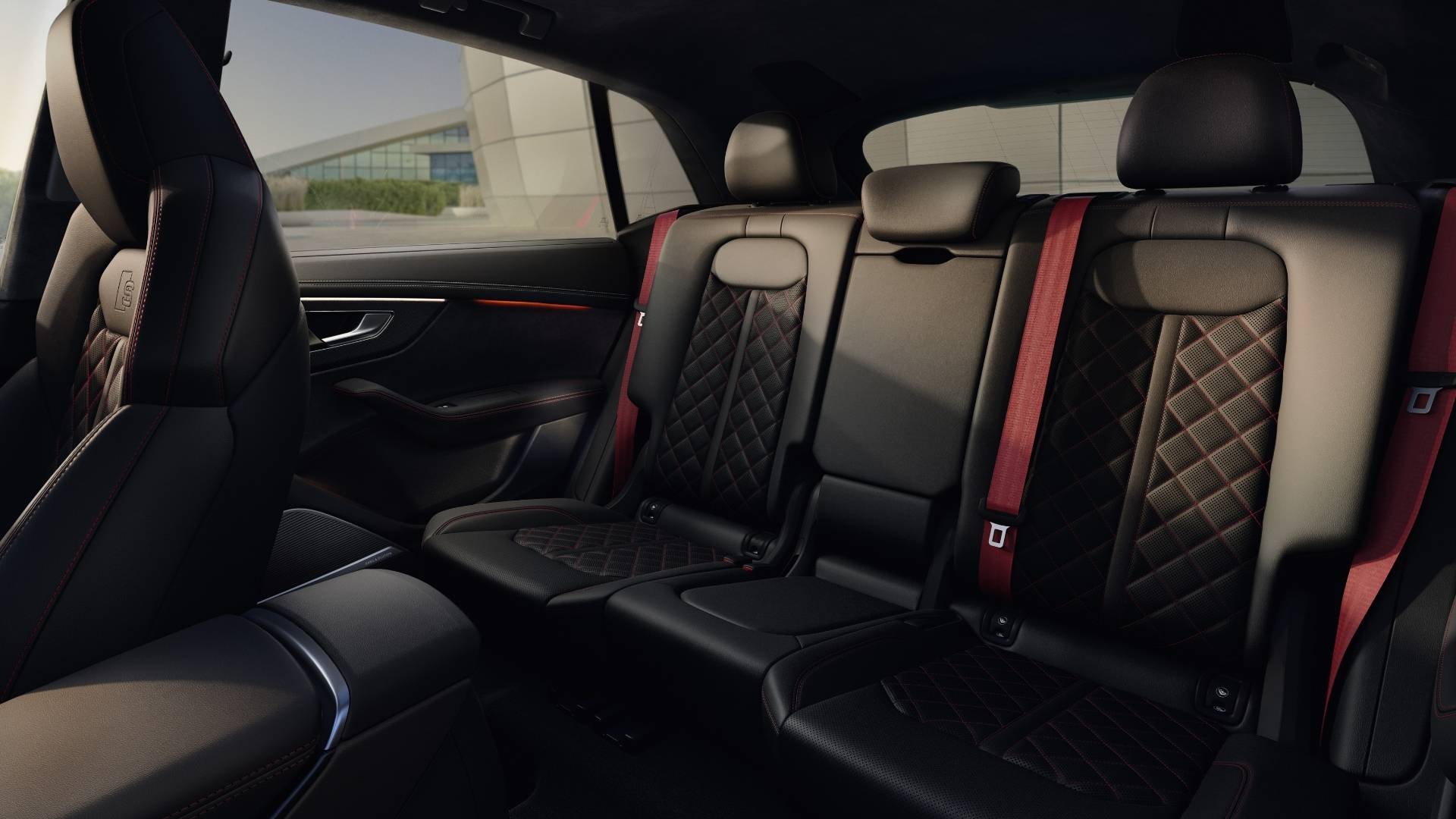 Why Drivers Choose the Audi Q8