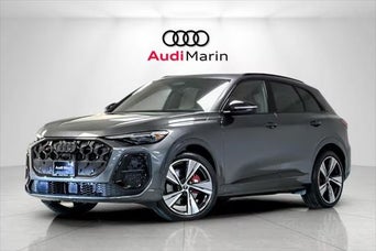 2025 Audi SQ5 front facing