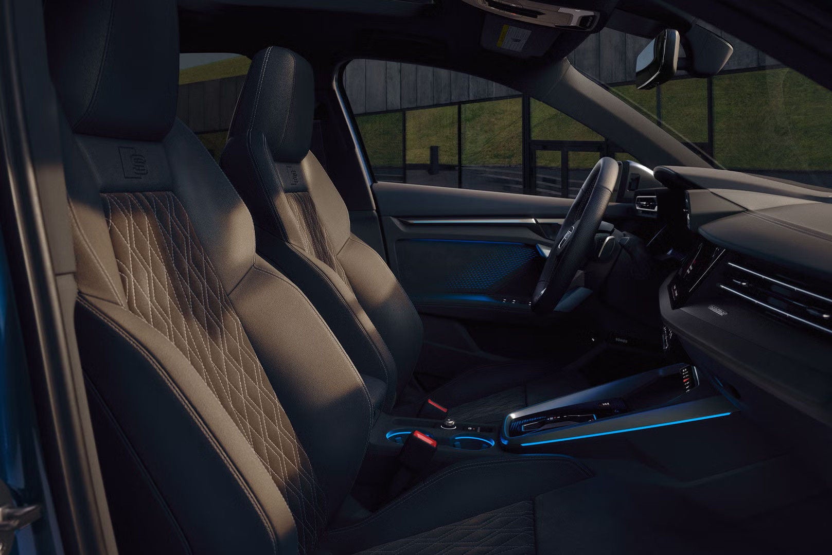 A Cabin That Feels Sporty and Calm