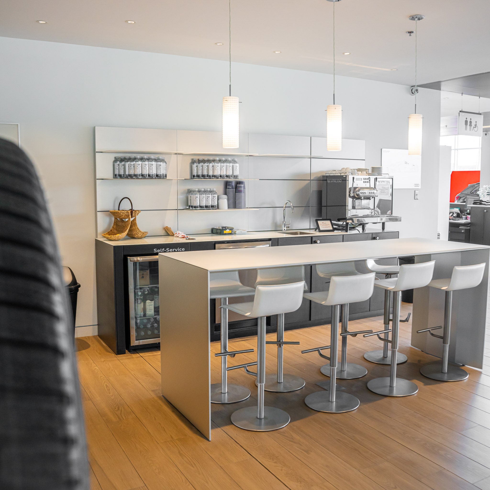 Audi St-Laurent amenities