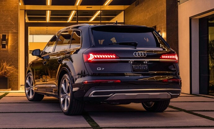 Dynamic turn signals and LED animation