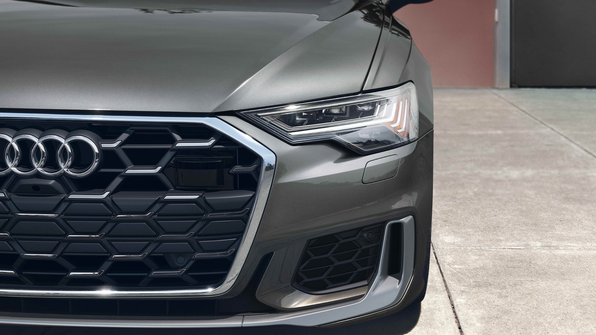 Audi A6 side end front