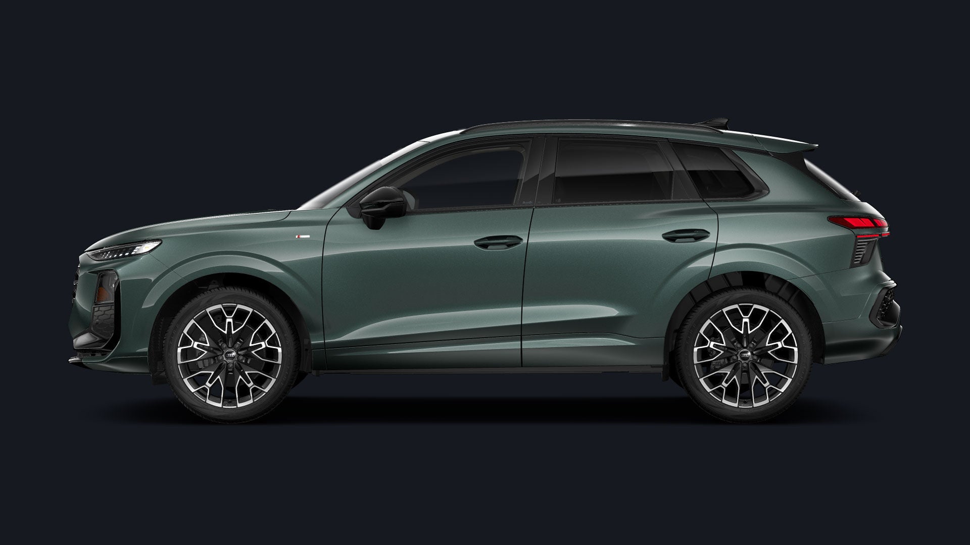 Side profile of the Audi Q3. 