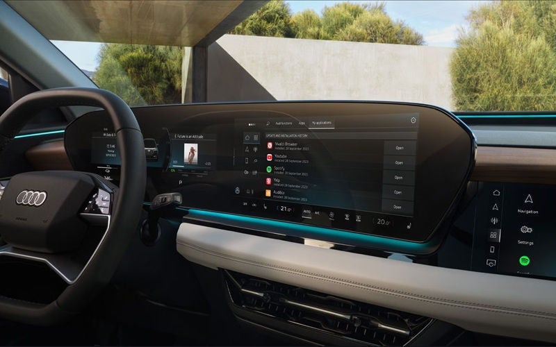 2026 Audi Q6 e-tron - Interior Comfort & Technology