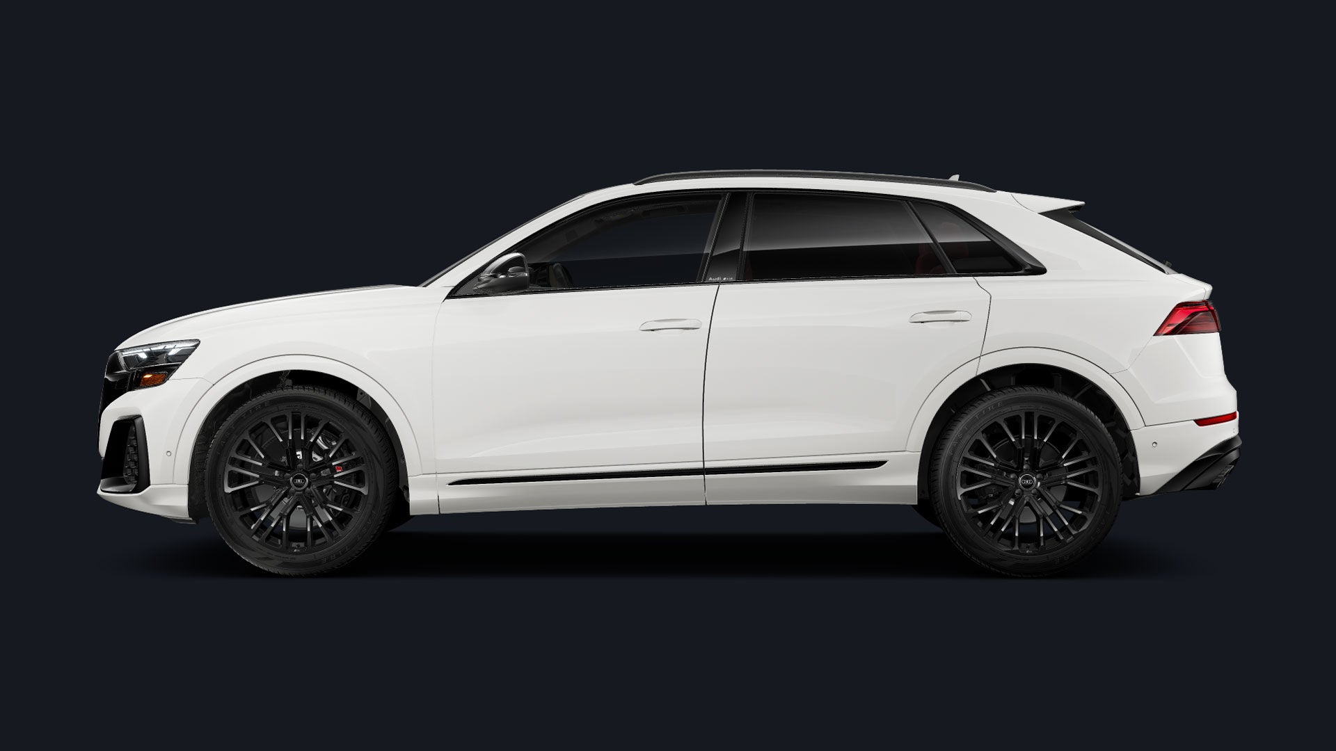Side-view of the Audi SQ8.