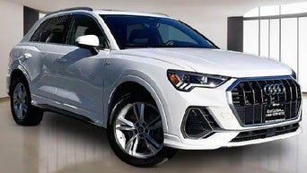 Q3 SUV Premium 45 TFSI® quattro® tiptronic®