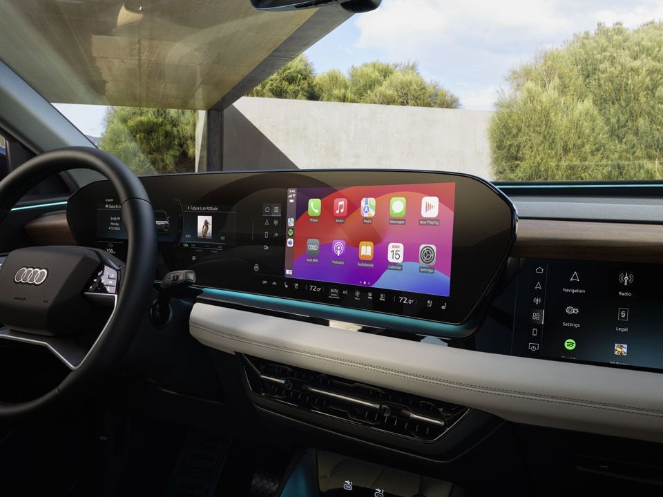 Front interior view of Audi Q6
