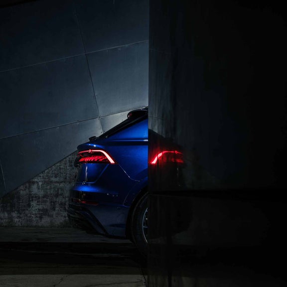 Side profile of the rear of the Audi Q8.