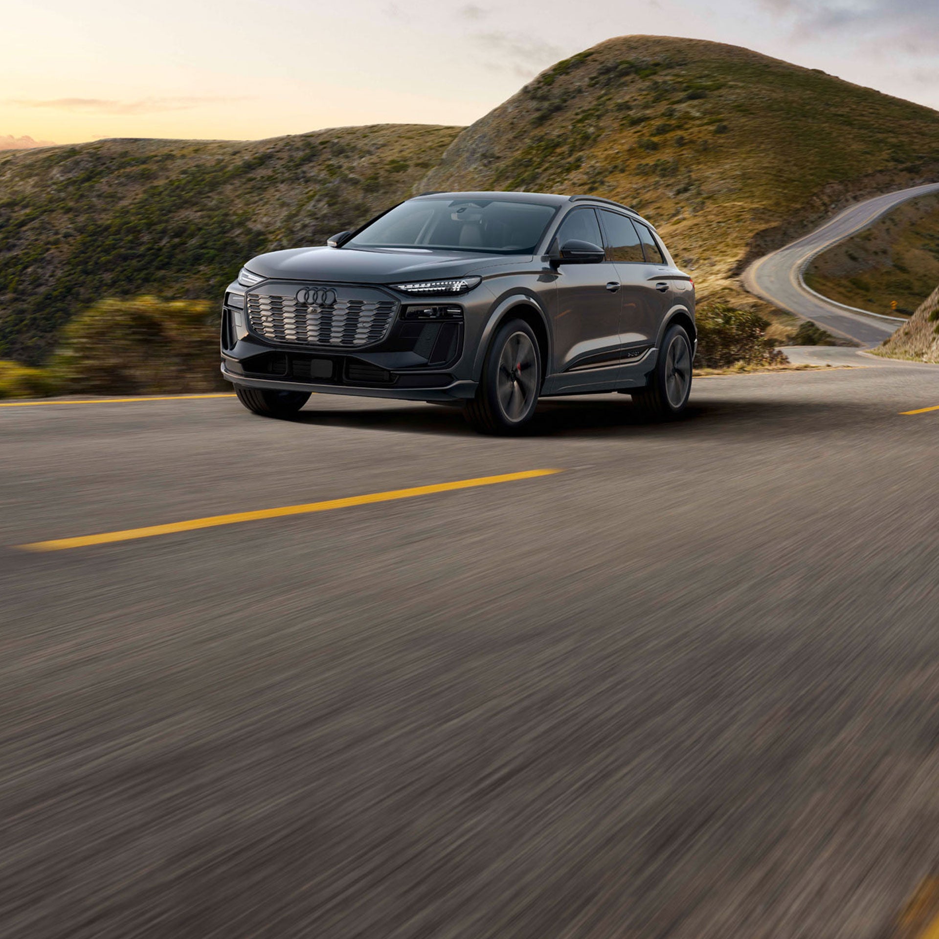 Profil avant de l’Audi SQ6 e-tron.