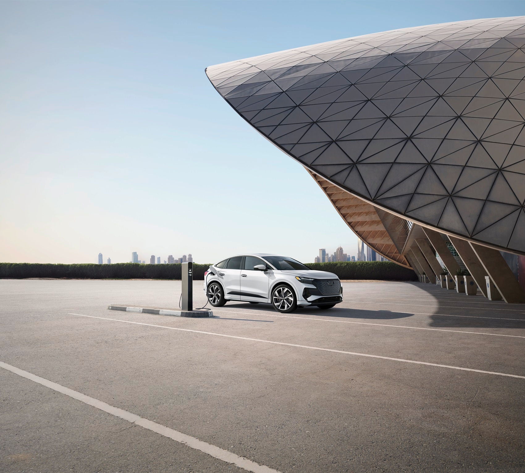 Electric Vehicle Dealer near Richmond Hill ON