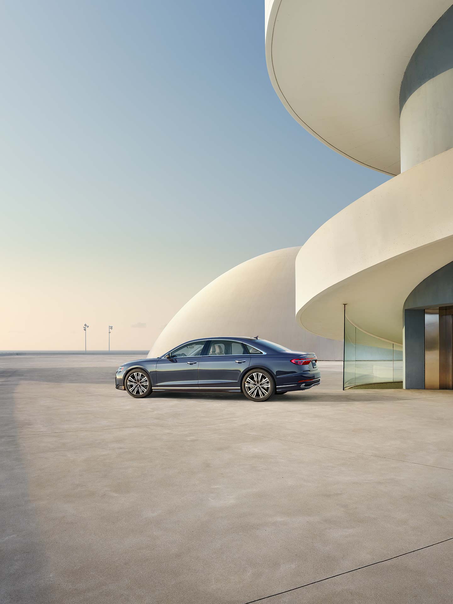 Profil latéral de l'Audi A8.