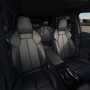 Vue de l'interieur de l'Audi SQ6 e-tron.