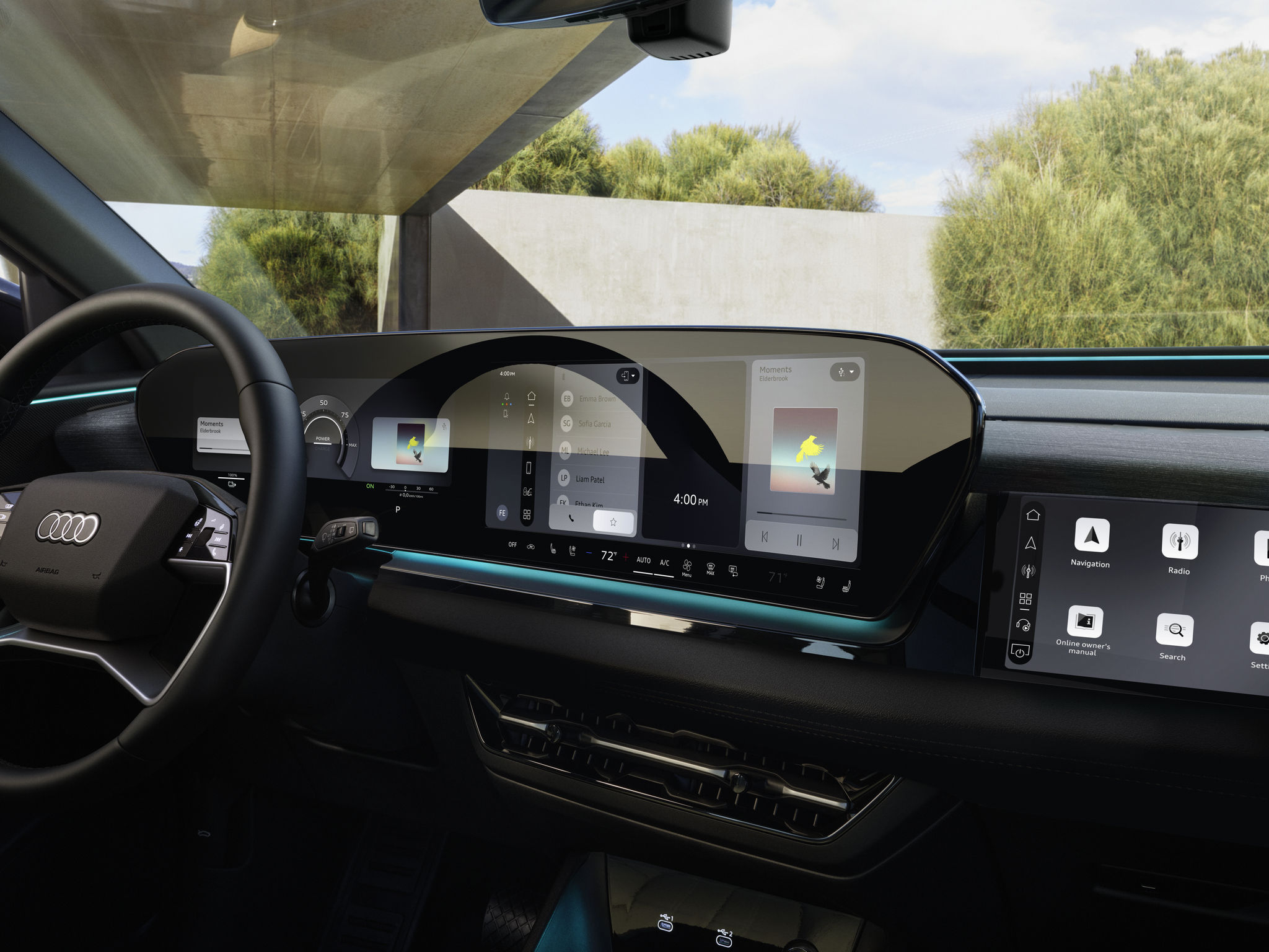 Q6 e-tron technology on the dashboard showing apps. 
