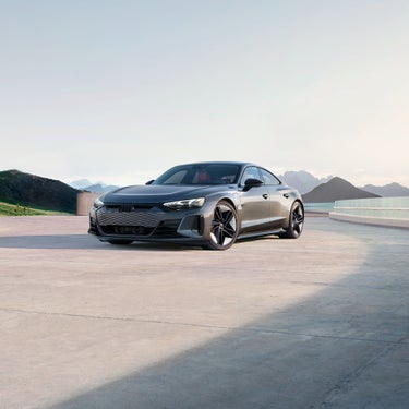 Three-quarter front view of an Audi RS e-tron GT parked.