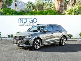 front facing 2025 Audi Q3 parked