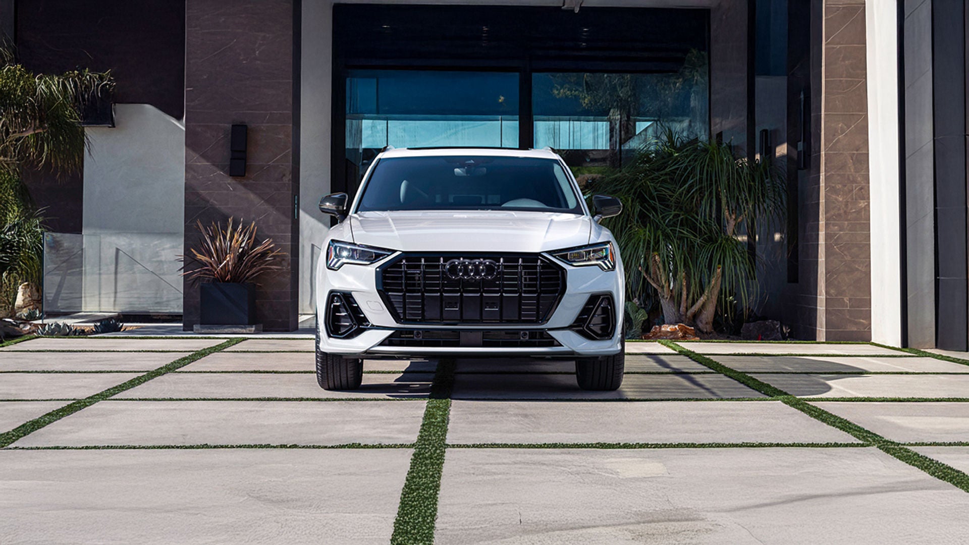 Comparing Audi Q3 to Mercedes-Benz GLA | Greenville, SC