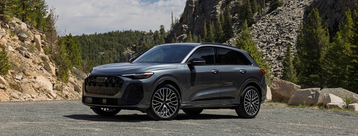 Lease or Finance the 2025 Audi SQ5 in Bakersfield, CA
