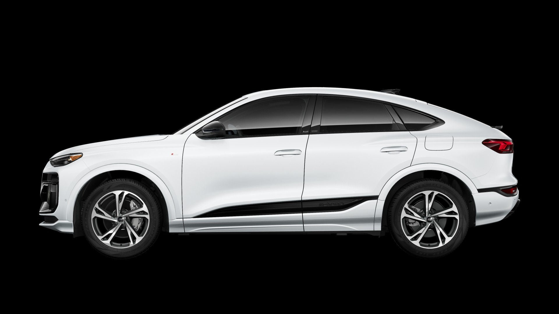 Side-view of the Audi Q6 Sportback e-tron.
