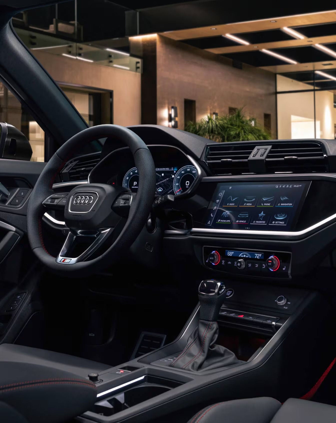 2025 Audi Q3 Premium vs. Premium Plus: The Convenience Package