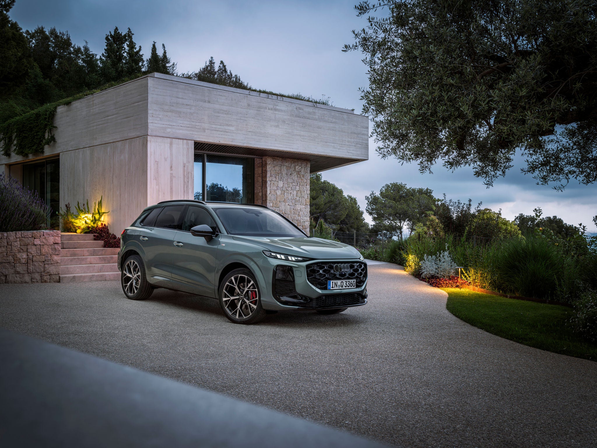 Front view of 2026 Audi Q3