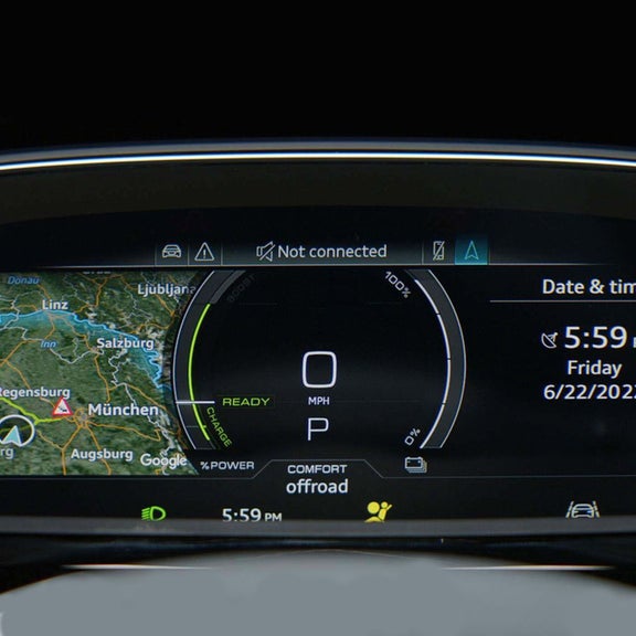 Close-up of the Audi virtual cockpit in the Audi e-tron.