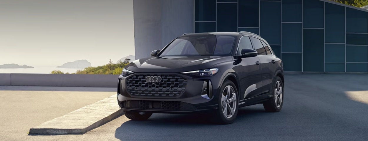 What maintenance is included with the 2026 Audi Q5 for drivers near Beaverton, OR?
