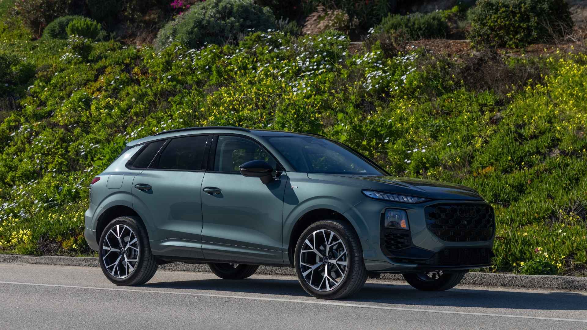 Audi Q3 Driving Performance And Everyday Handling In Valencia and Santa Clarita