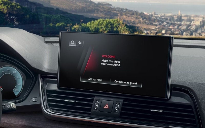 Bakersfield, CA - 2025 Audi Q5 Plug-in Hybrid's Interior