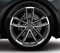 Profile view of vehicle tire. 