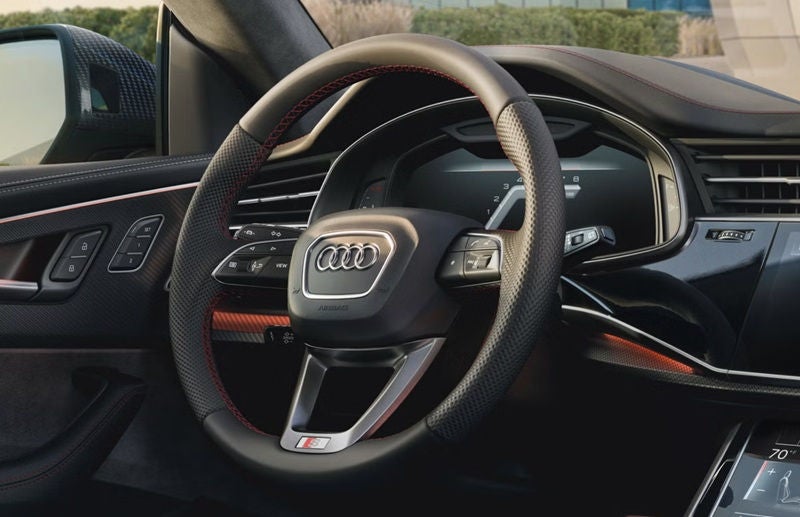 2027 Audi Q8 - Interior Comfort & Technology