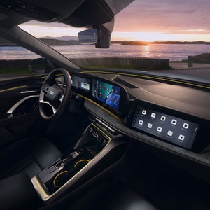 Close-up of the interior cockpit in the Audi Q5 Sportback.